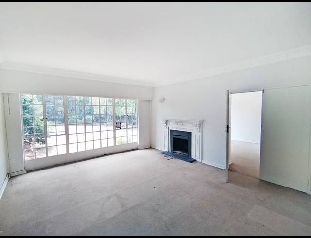 4 BEDROOM HOUSE FOR SALE IN COUNTRY LIFE PARK